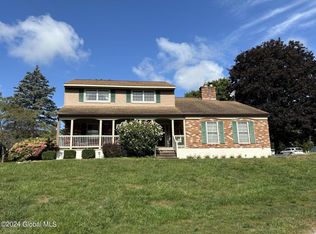 143 Yale St, Amsterdam, NY 12010