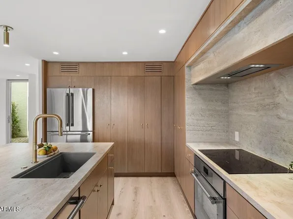 4610 N 40TH Street, Phoenix, AZ 85018