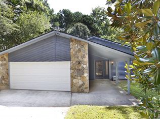 919 Pueblo Pl, Lilburn, GA 30047