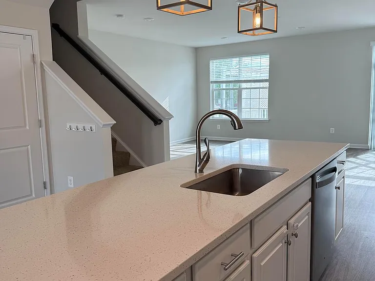 7464 Wilmer Way — Photo 9