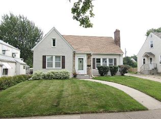 1034 Hall Ave, West Saint Paul, MN 55118