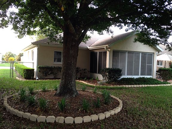 Backyard & new screens on lanai