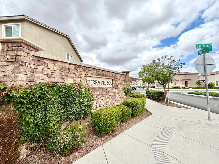 36389 Flare Dr — Photo 38