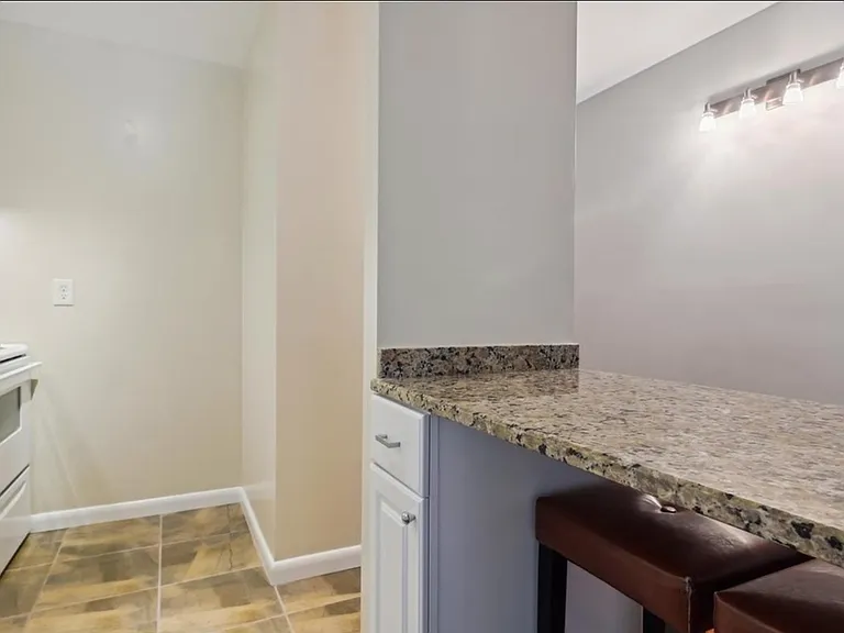 1718 P St NW #T19 — Photo 13