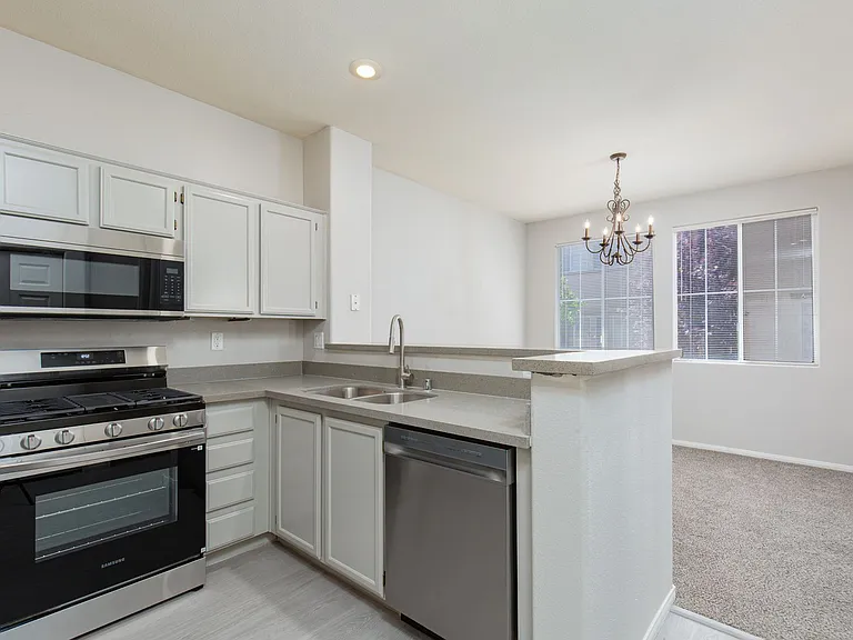 3965 Palm Beach St #101 — Photo 14