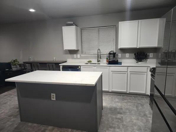 2918 Monticello Ln, Lancaster, TX 75134