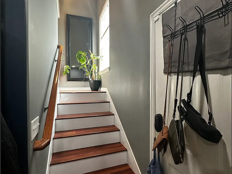 430 N Hodges Ln — Photo 5