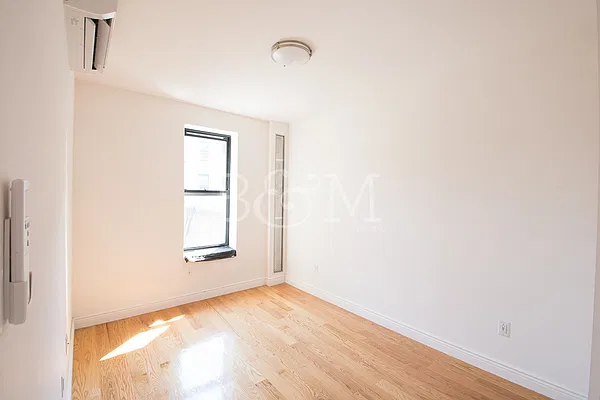 Rented by Brick&Mortar | media 28