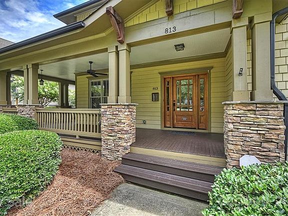 3rd image of 813 Wriston Pl
