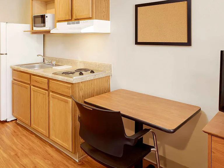 Studio Suite - 2 Full Beds