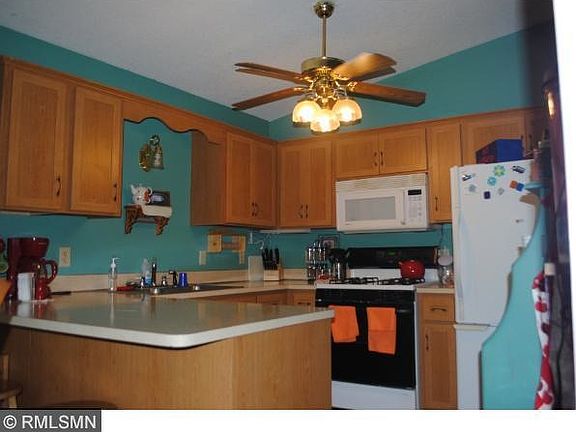 2nd image of 405 Clover Leaf Pkwy NE