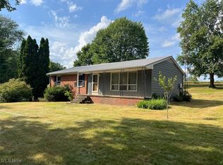 1238 Alamo Rd SE, Carrollton, OH 44615