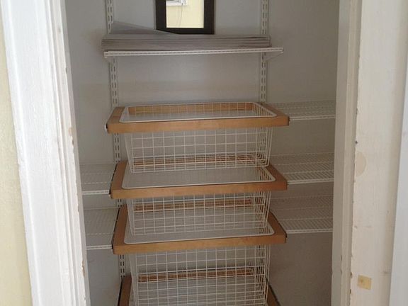5th image of 15 Antilla Ave APT 3B
