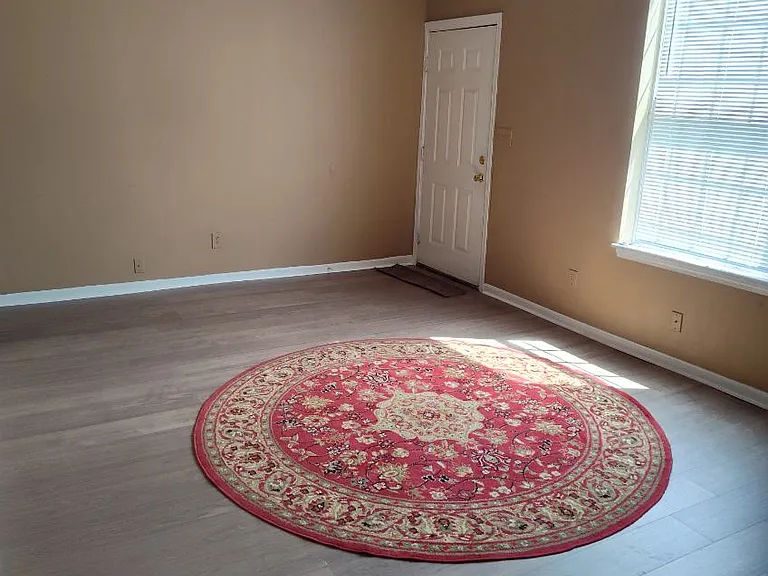 535 E Kentucky St #1F — Photo 7