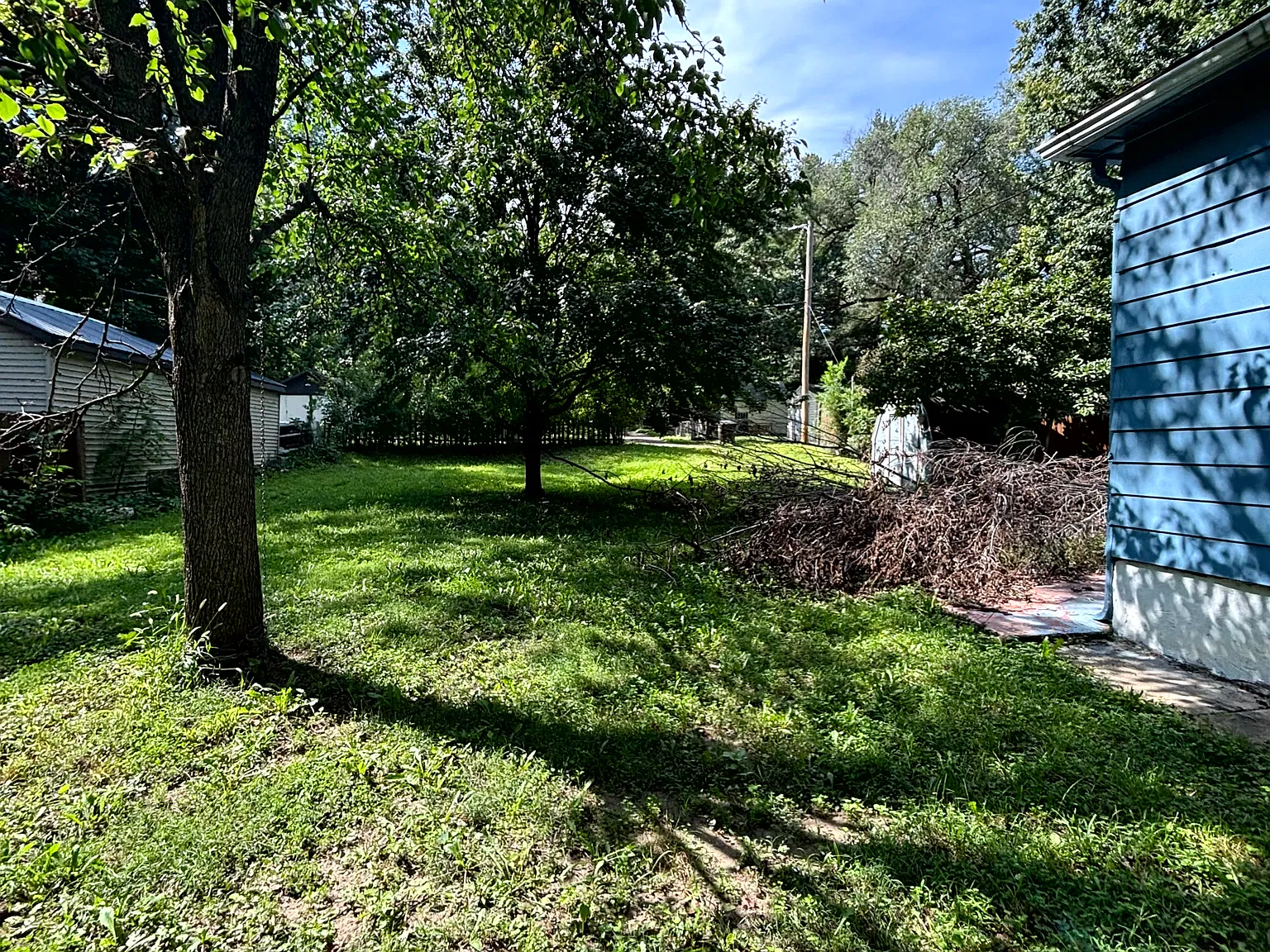 1 bed, 1038 sqft, $895 — Photo 4