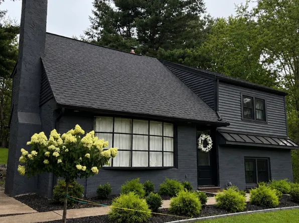 1410 Manorwood Dr, West Chester, PA 19382