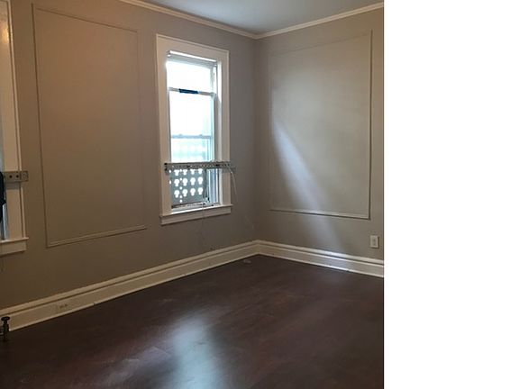 5th image of 22 Salem St #1