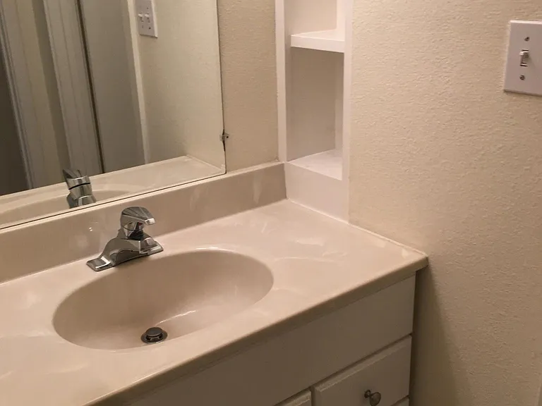 Front bath. Separate toilet room,. separate shower room. All newly painted.