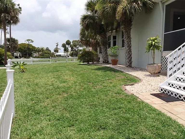 6123 Montego Bay Loop — Photo 24