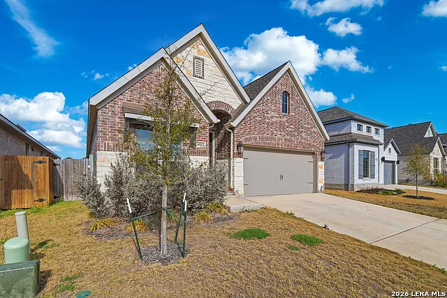 3 bed, 2.0 bath, 1946 sqft, $2,800 — Photo 4