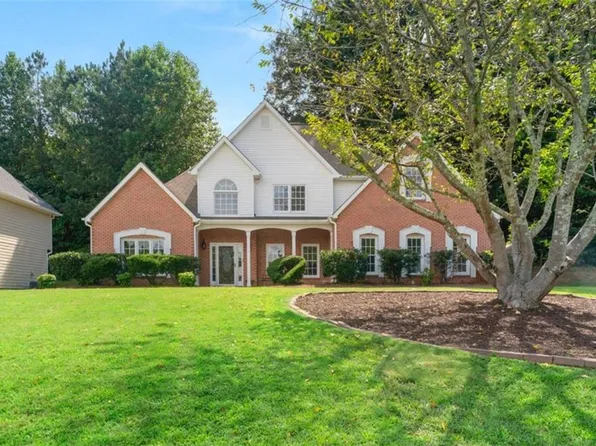 4810 Highland Lake Dr, College Park, GA 30349