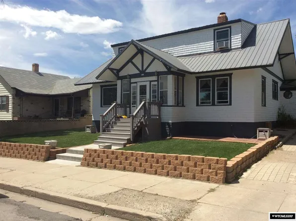 711 W Buffalo St, Rawlins, WY 82301