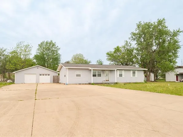 39947 James Ward St, Malden, MO 63863