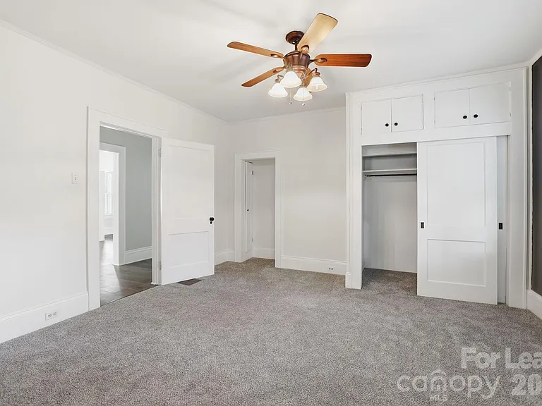 525 W 3rd Ave — Photo 17