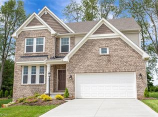 364 Edenmore Dr, Wadsworth, OH 44281