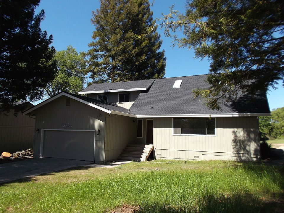 1st image of 18566 Lake Forest Dr