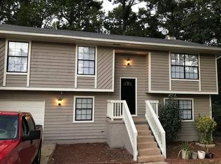 1252 Dickens Rd, Lilburn, GA 30047