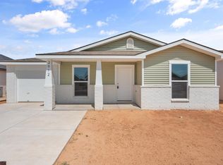 2912 Aberdeen Ave, Wolfforth, TX 79382