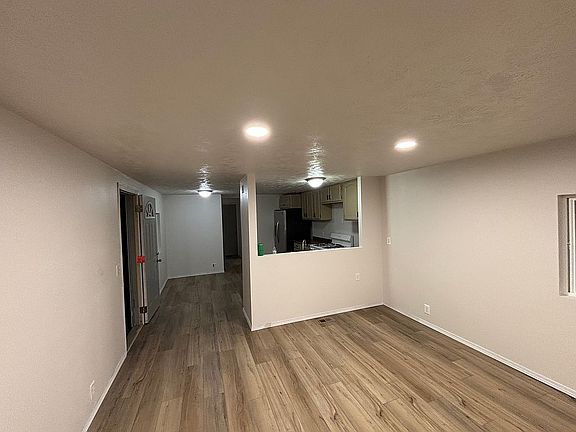 3rd image of 1706 E Speyside Pl