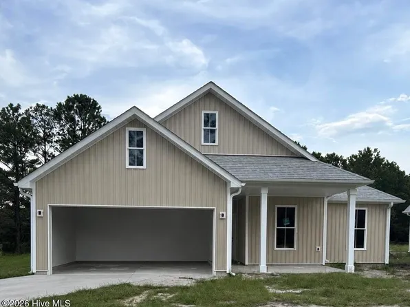 423 Morris Landing Road, Holly Ridge, NC 28445