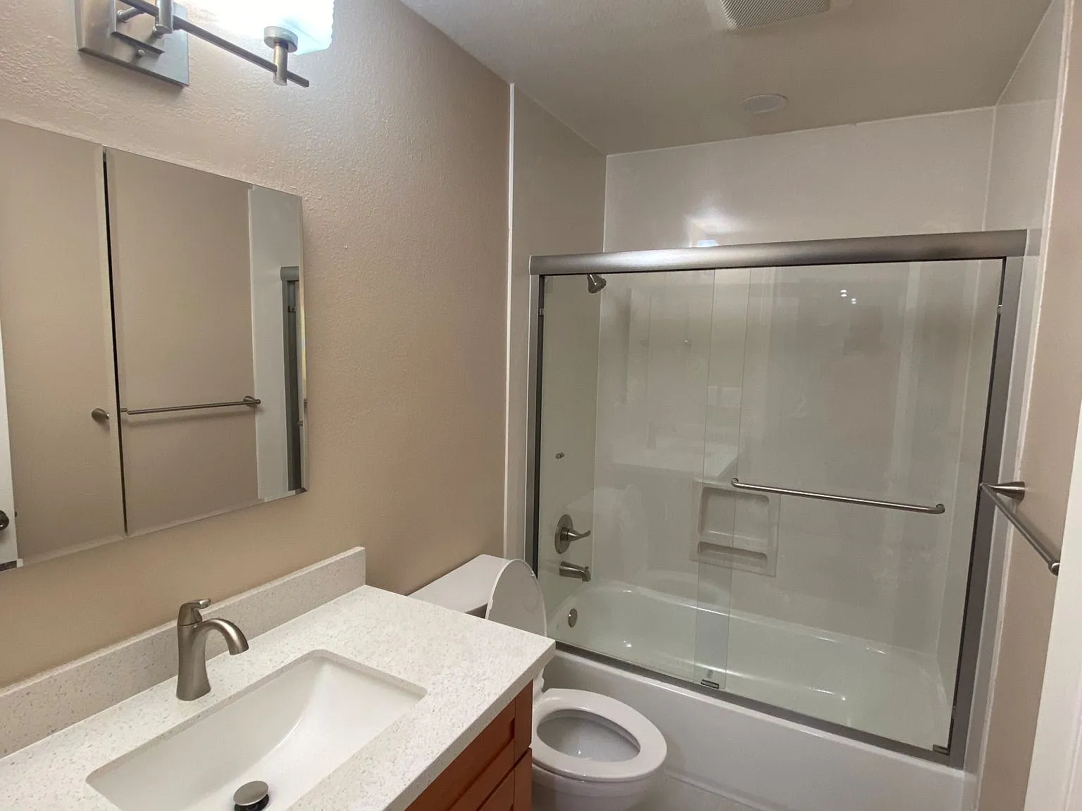 1 bed, 700 sqft, $2,395 — Photo 4