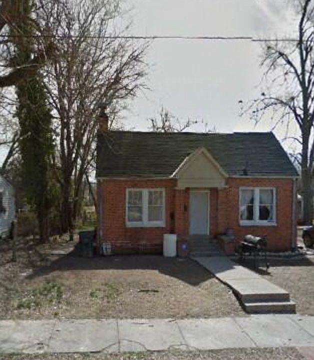 1st image of 427 Union St