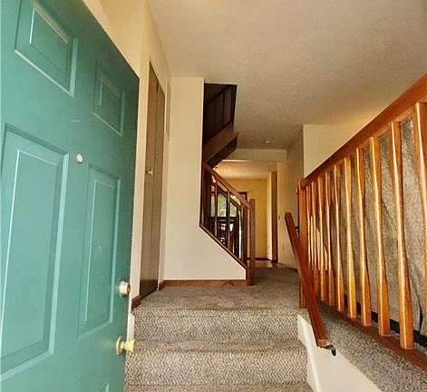 3rd image of 72 Jordache Ln