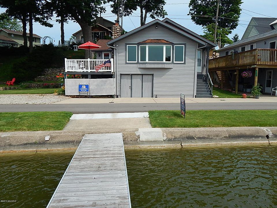 1st image of 6458 Lakeshore Dr