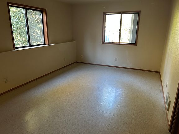 3rd image of 5621 126th St SE #B