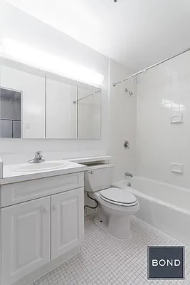 Rented by Bond New York | media 15