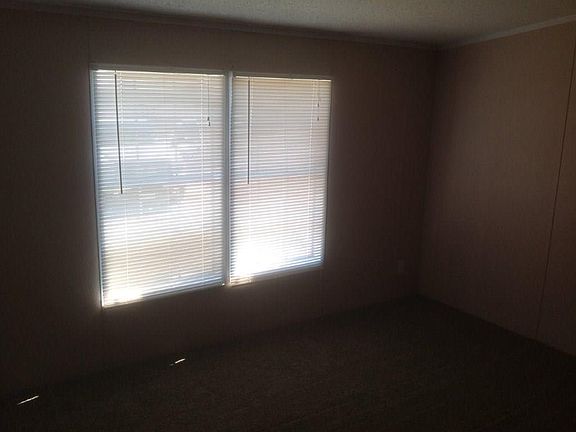 4th image of 5813 Black Springs Ln