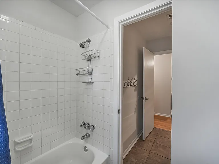 6215 Queensloch Dr — Photo 30