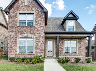 1085 Tarpan Dr, Gallatin, TN 37066