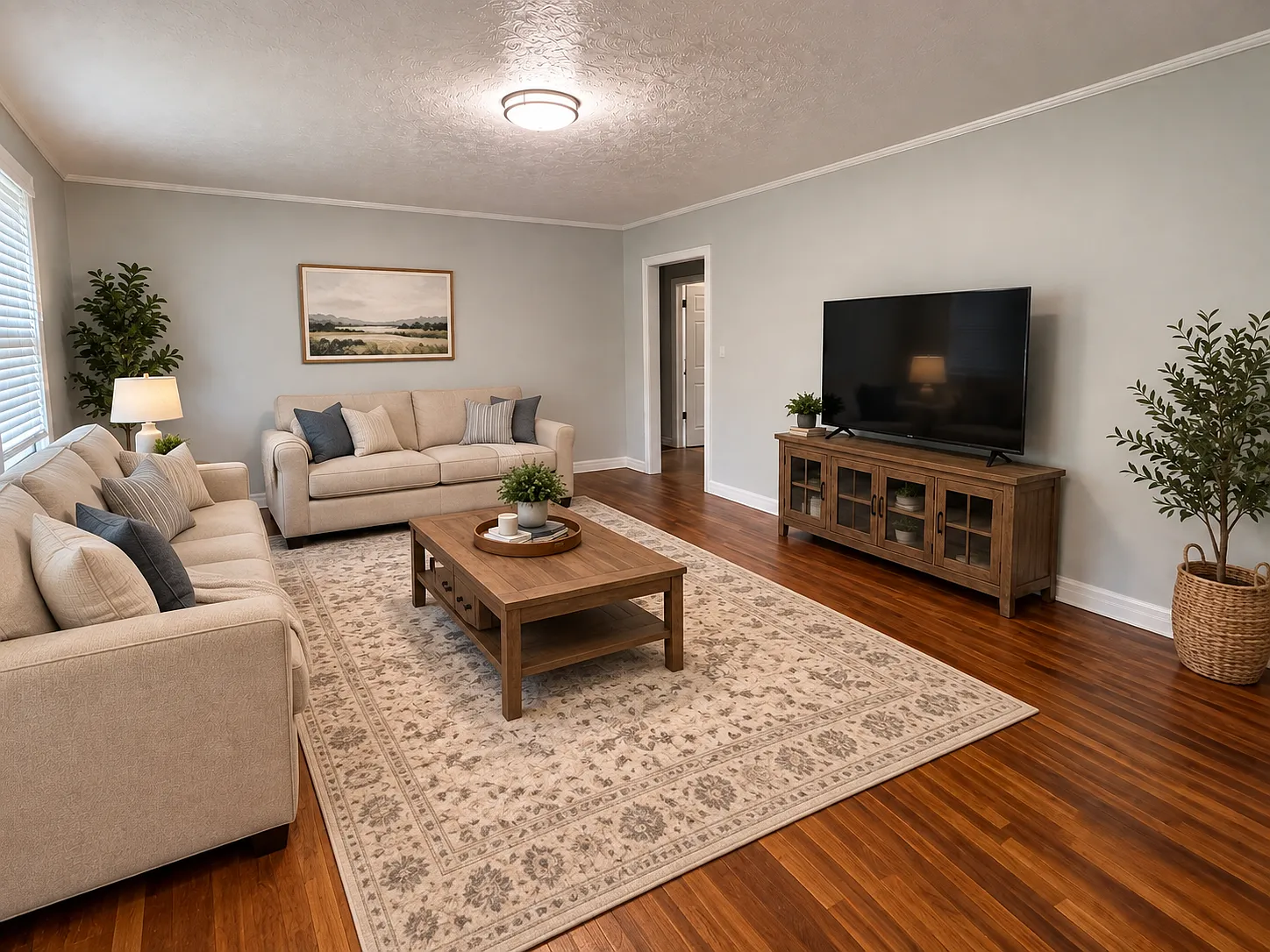 4 bed, 2.0 bath, 1400 sqft, $1,350 — Photo 3