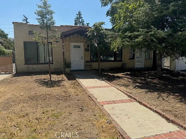 430 Ivy St — Photo 14