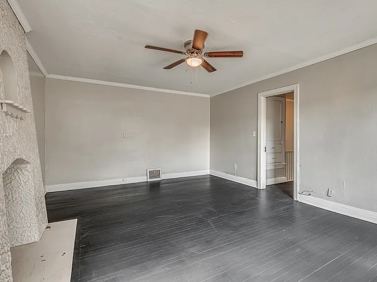 2301 N Florida Ave — Photo 28