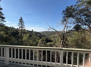 24798 Edelweiss Dr, Crestline, CA 92325