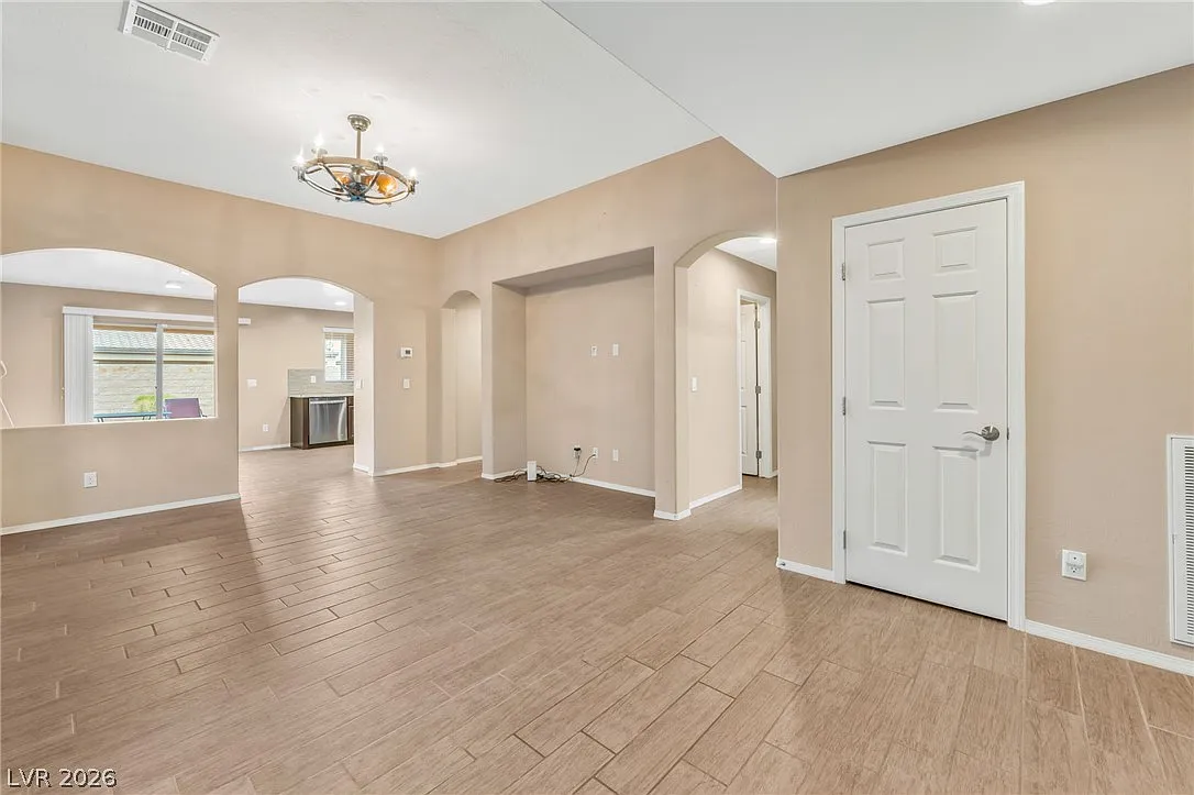 2 bed, 2.0 bath, 1393 sqft, $2,200 — Photo 4