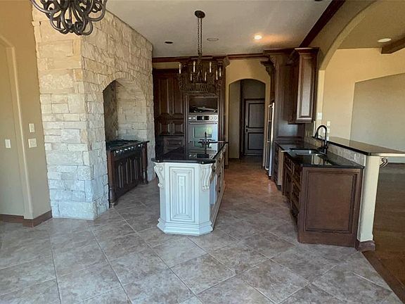 5th image of 3216 Cumberland Dr