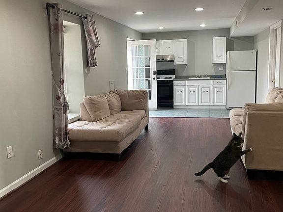3rd image of 19232 Wheatfield Dr